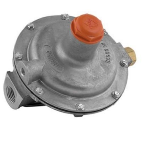 REGULADOR DE GAS CON ACCESORIOS 2 VIAS NACOBRE